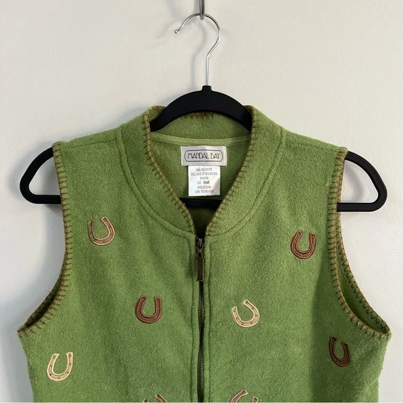 Vintage Fleece Vest with Horses - Picture 2 of 9